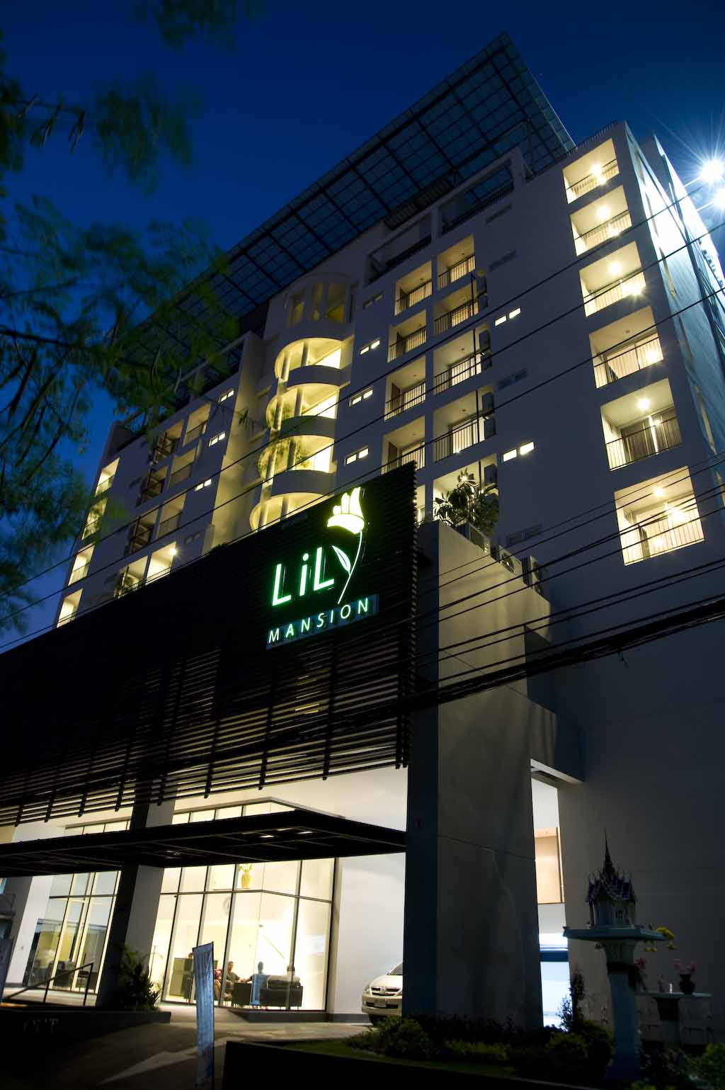 Find your hotel jobs in Bangkok at Lily Masnion